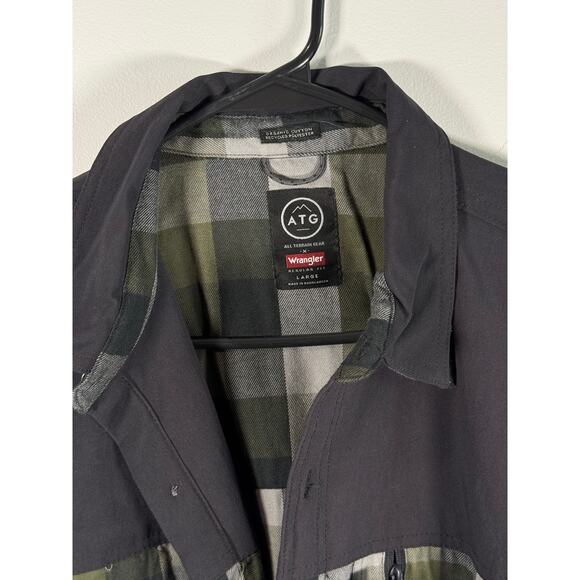 NWT Wrangler ATG Flannel Button-Up Shirt Green & Navy Plaid Size Large – Outdoor - Picture 4 of 7